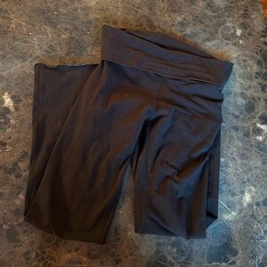 SKIMS Black Yoga Pants